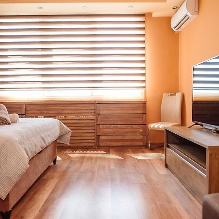 Ferienwohnung Lara Apartman Subotica Exterior foto