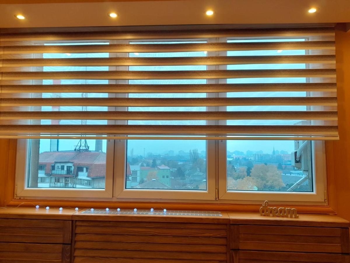 Ferienwohnung Lara Apartman Subotica Exterior foto